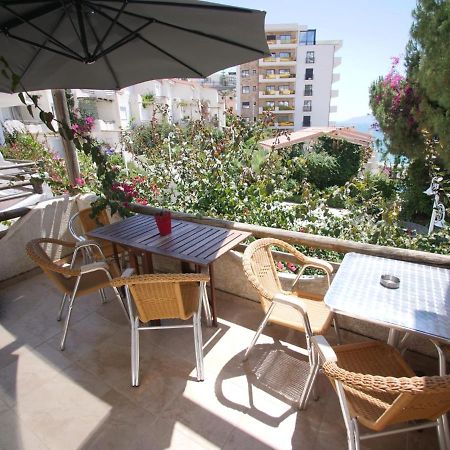 Sunset Apartment Saranda Bay Екстер'єр фото