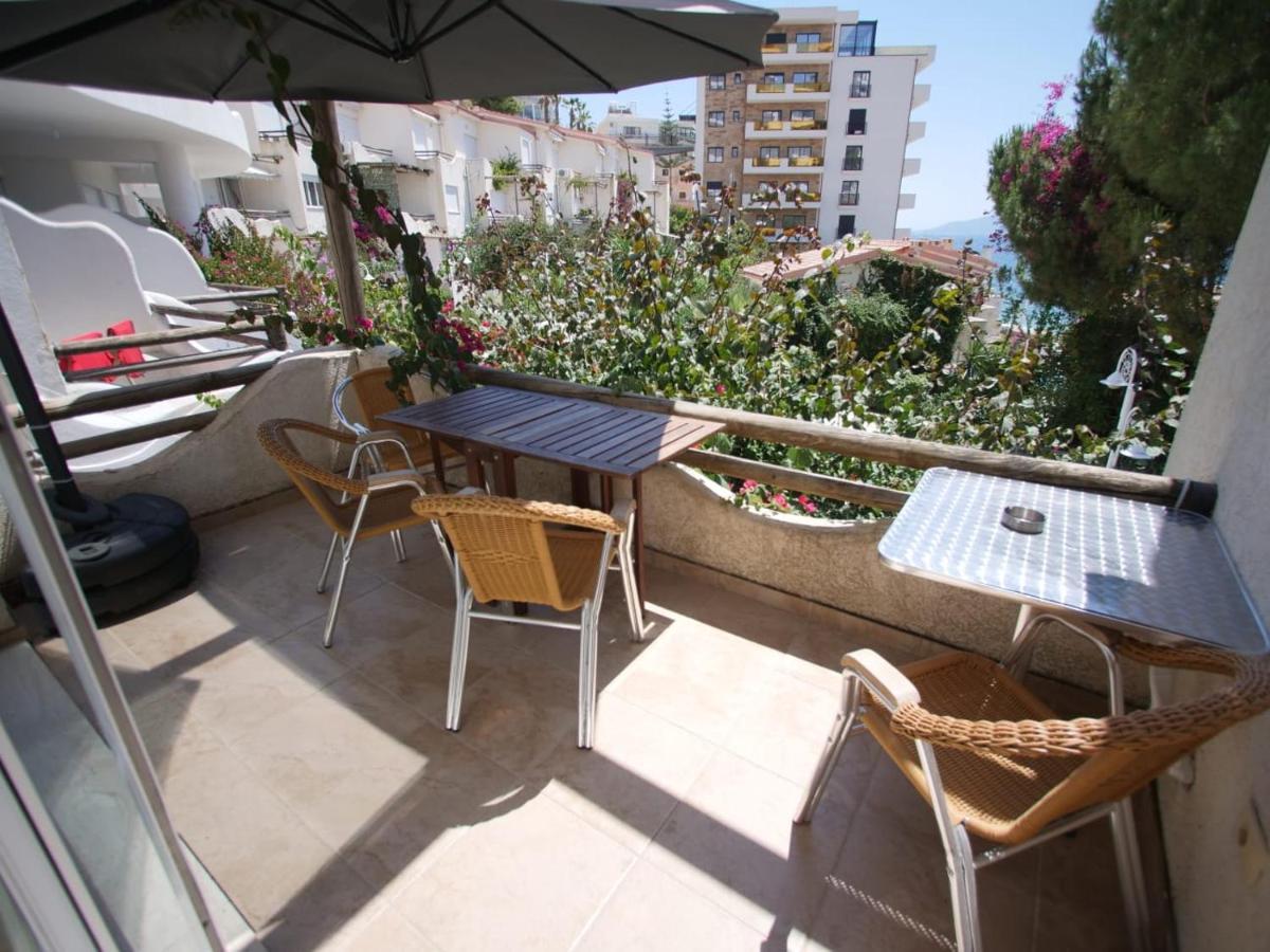 Sunset Apartment Saranda Bay Екстер'єр фото