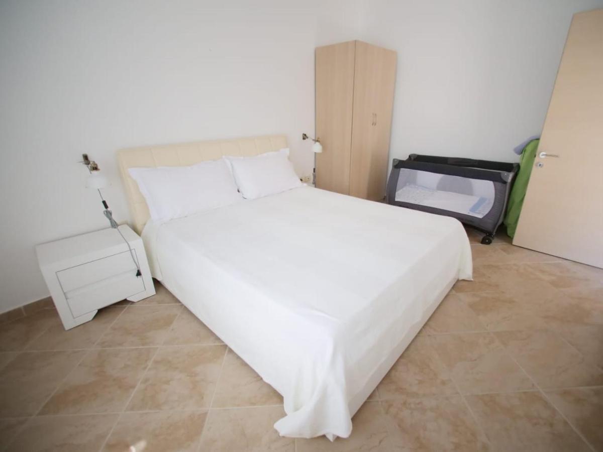 Sunset Apartment Saranda Bay Екстер'єр фото