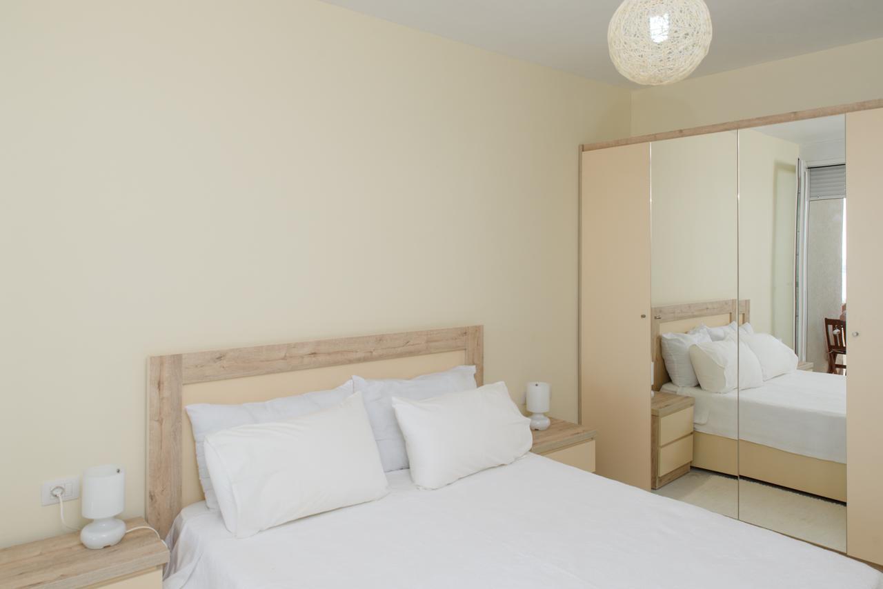 Sunset Apartment Saranda Bay Екстер'єр фото