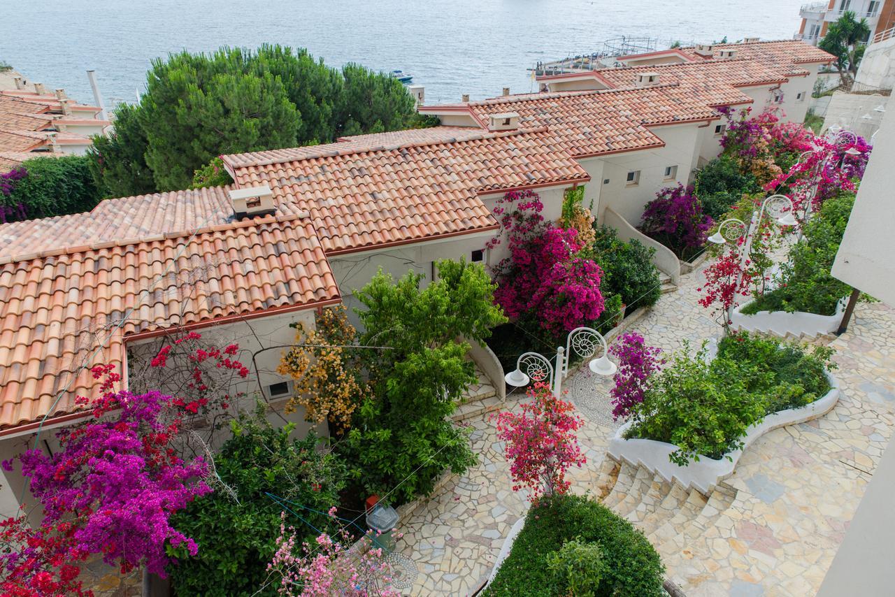 Sunset Apartment Saranda Bay Екстер'єр фото