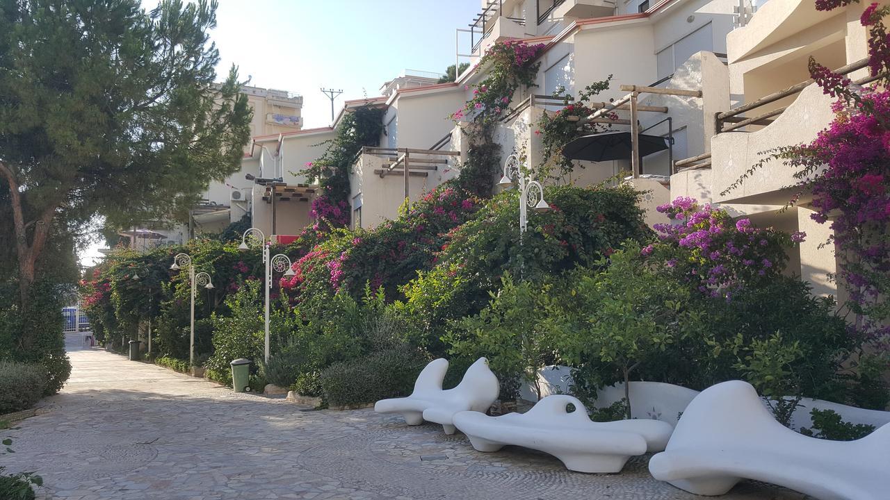 Sunset Apartment Saranda Bay Екстер'єр фото