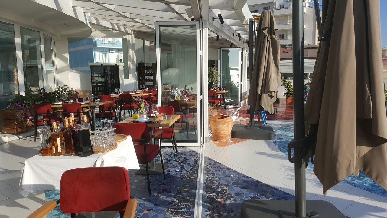 Sunset Apartment Saranda Bay Екстер'єр фото