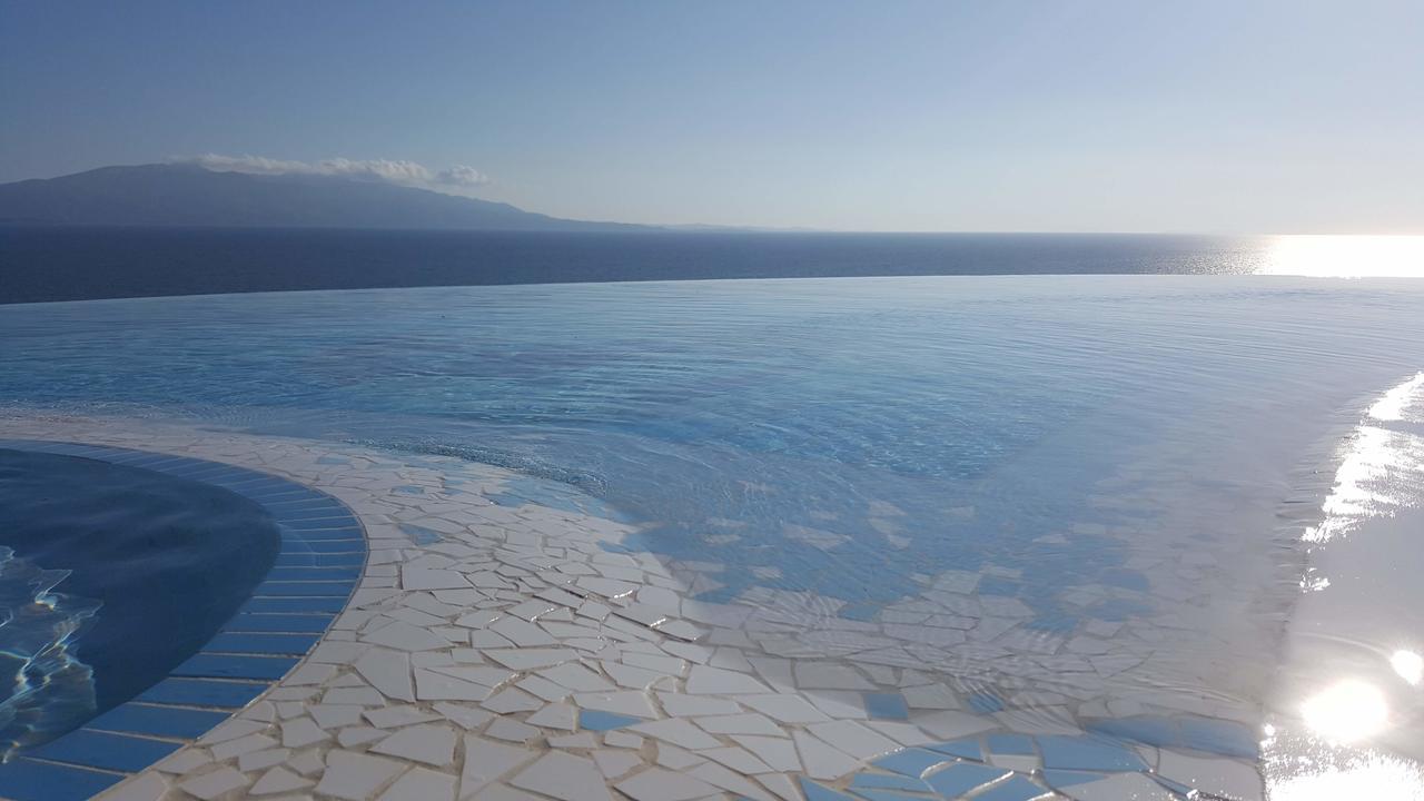Sunset Apartment Saranda Bay Екстер'єр фото